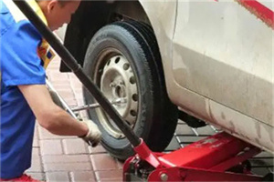 石龙区附近拖车24小时服务热线电话